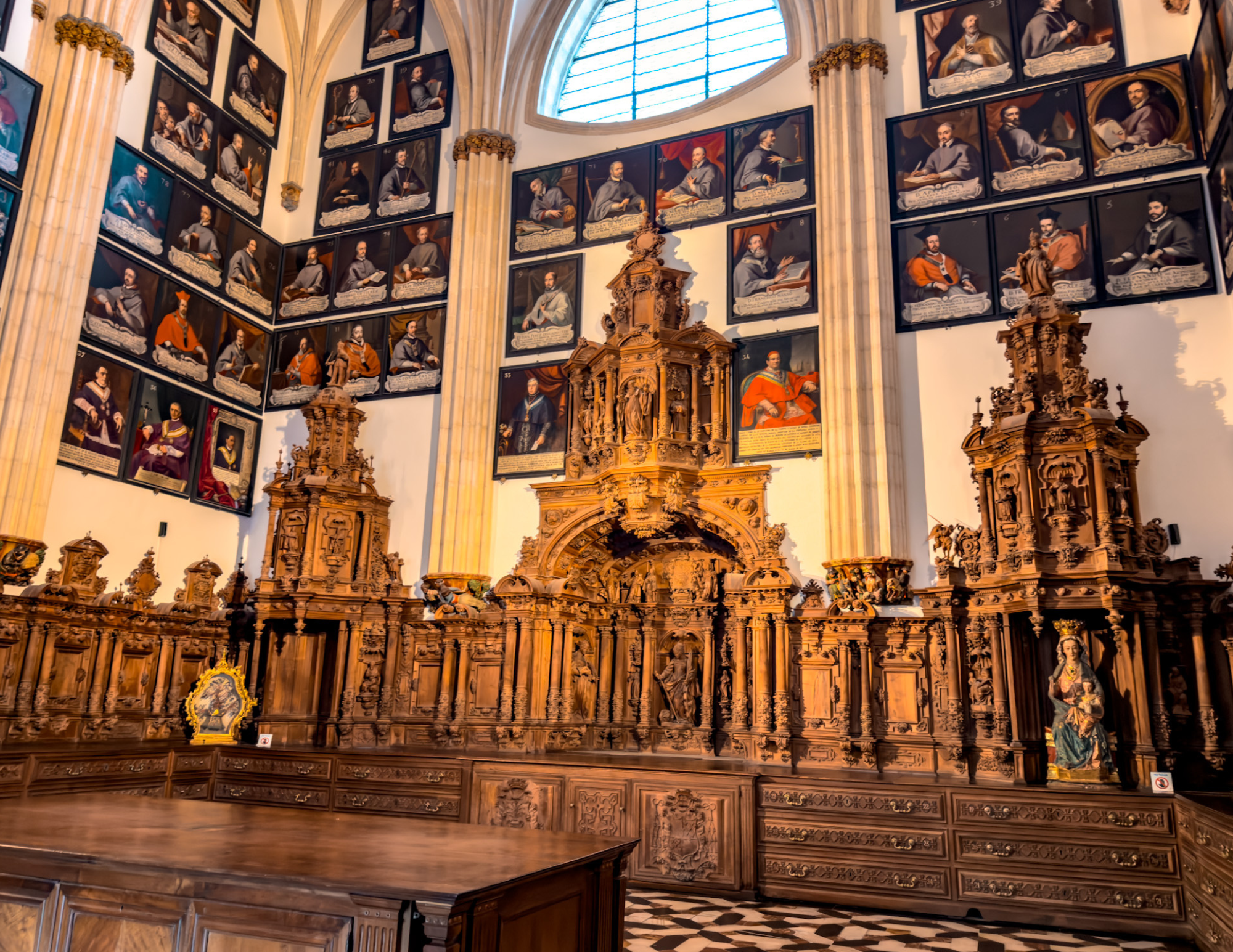 Burgos Travel Guide.png